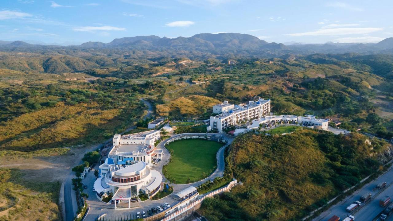 Ramee Royal Resort & Spa - Udaipur Eksteriør bilde