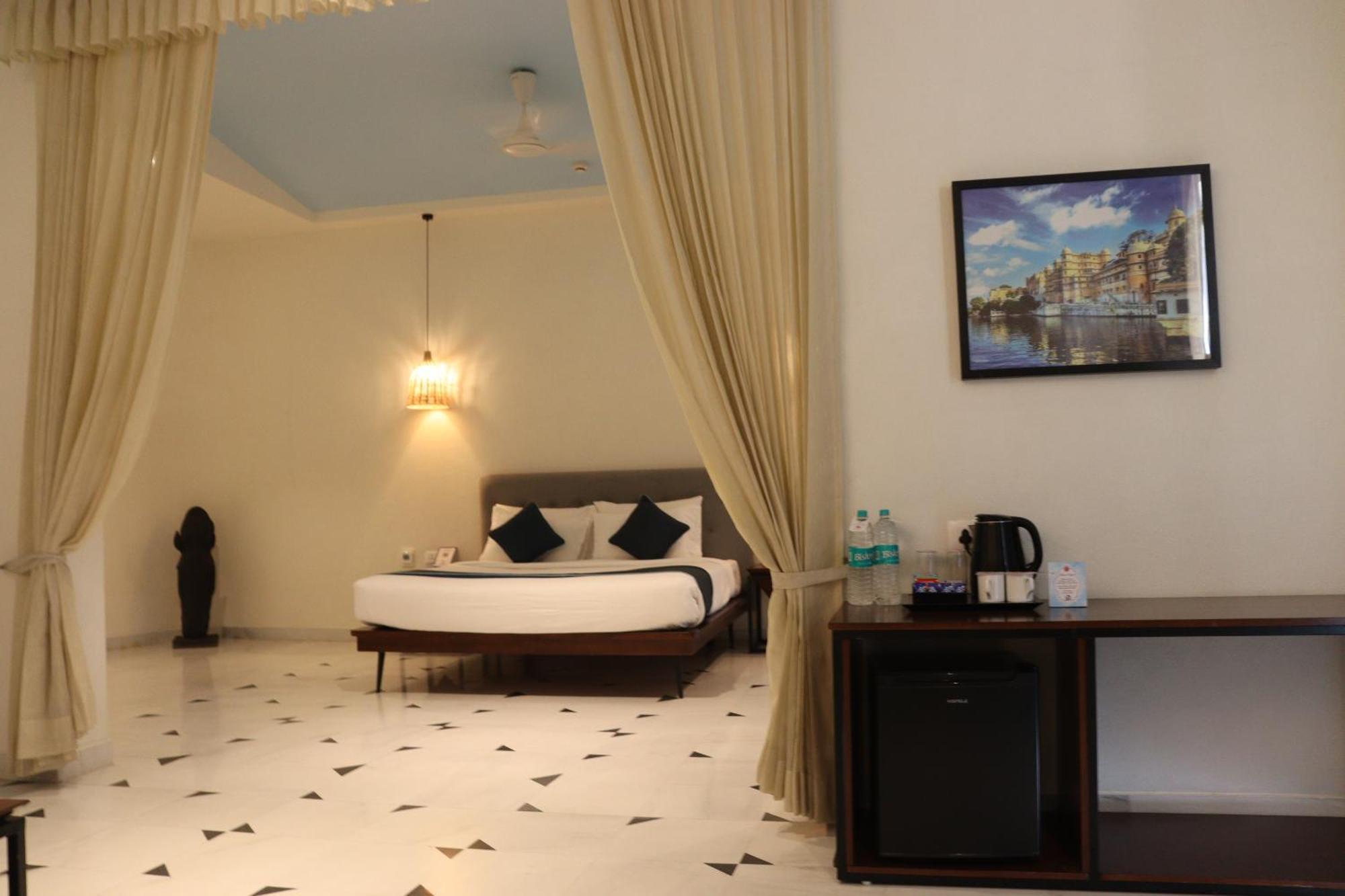 Ramee Royal Resort & Spa - Udaipur Eksteriør bilde