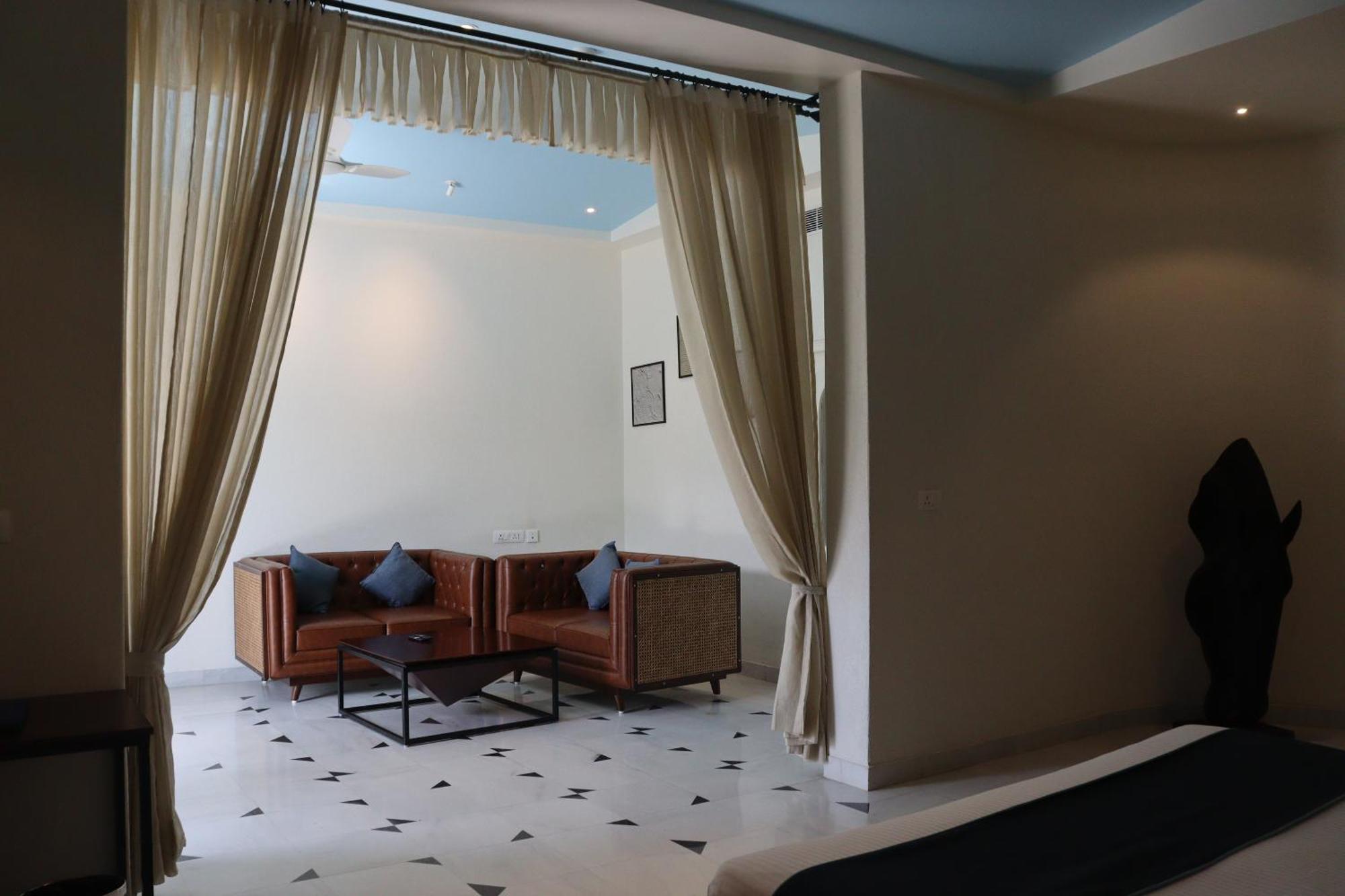 Ramee Royal Resort & Spa - Udaipur Eksteriør bilde