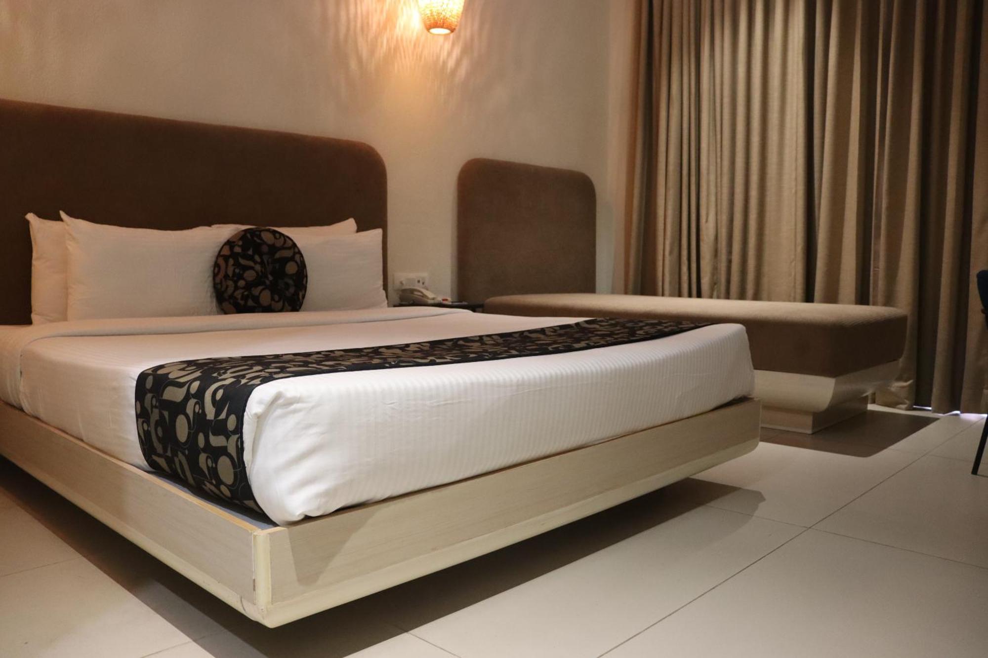 Ramee Royal Resort & Spa - Udaipur Eksteriør bilde