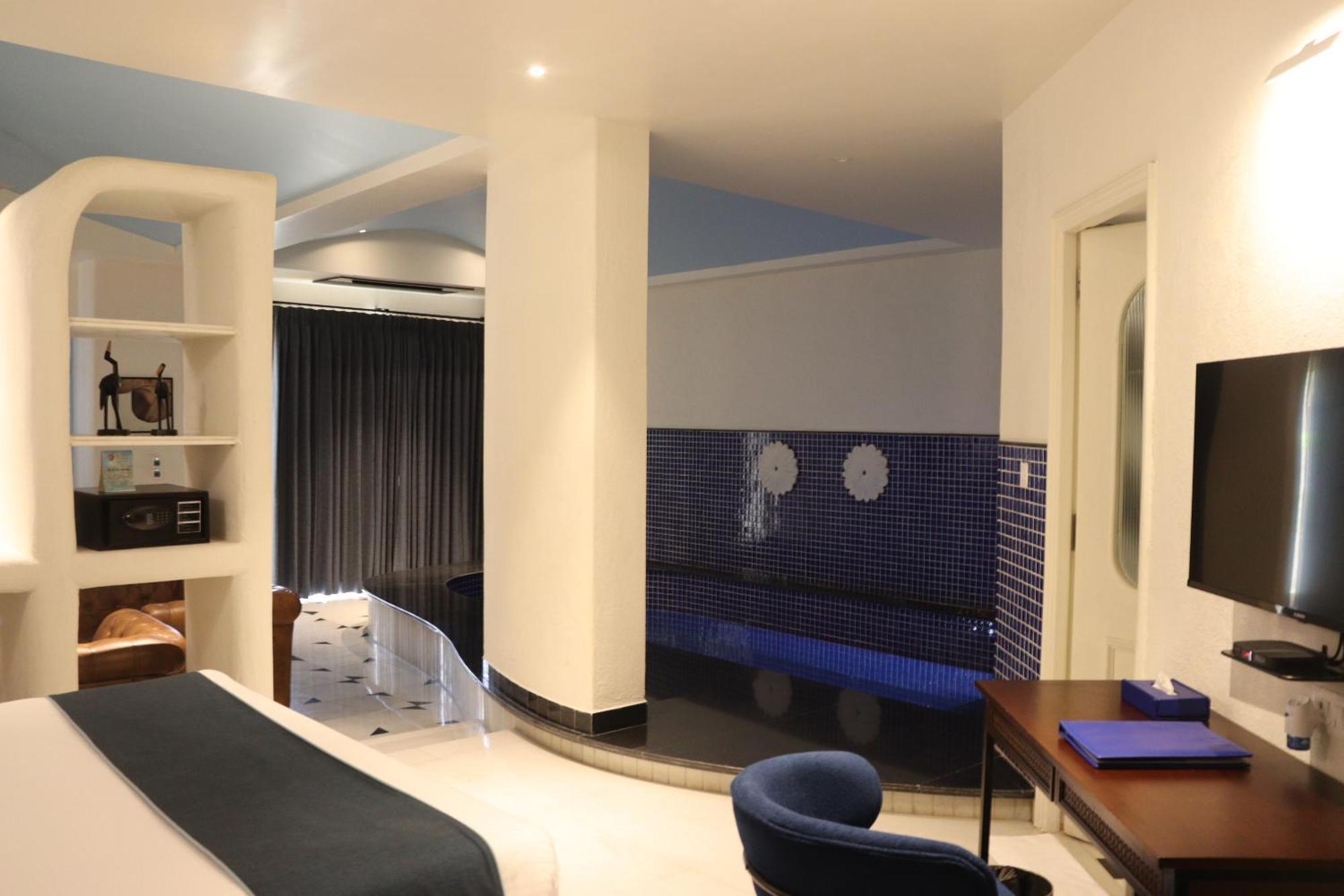 Ramee Royal Resort & Spa - Udaipur Eksteriør bilde